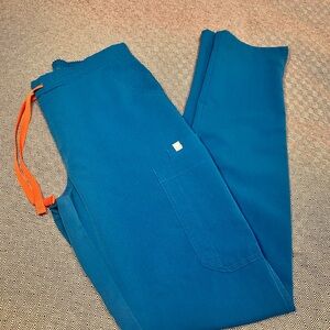 Figs Teal V-Neck Scrub Set